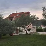 Gordana * Supetarska Draga