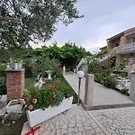 Gordana *